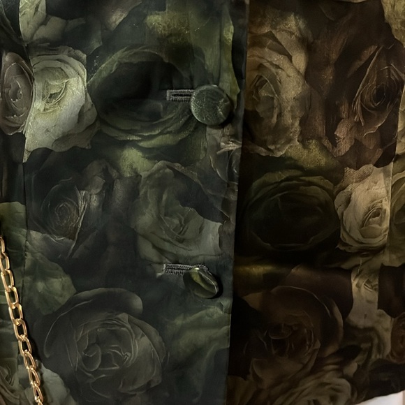 Blanc De Chine Vest - Picture 10 of 17